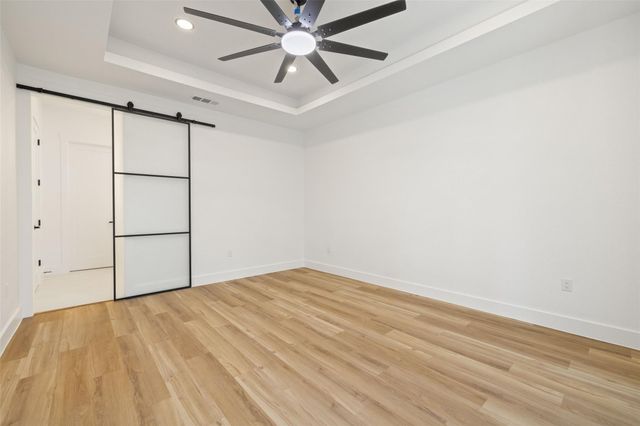 189 Nuuanu LN, Bastrop, TX 78602