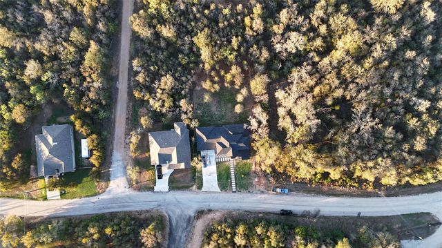 189 Nuuanu LN, Bastrop, TX 78602