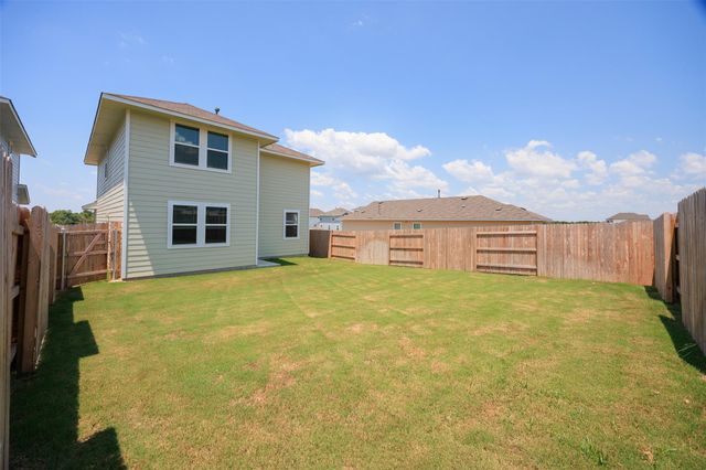 158 Linnet LN, Kyle, TX 78656