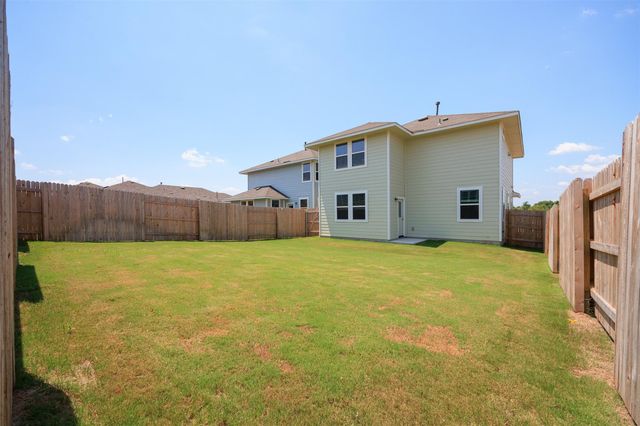 158 Linnet LN, Kyle, TX 78656