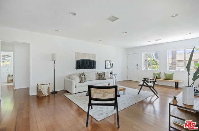 11465 Cumpston Street, North Hollywood (los Angeles), CA 91601