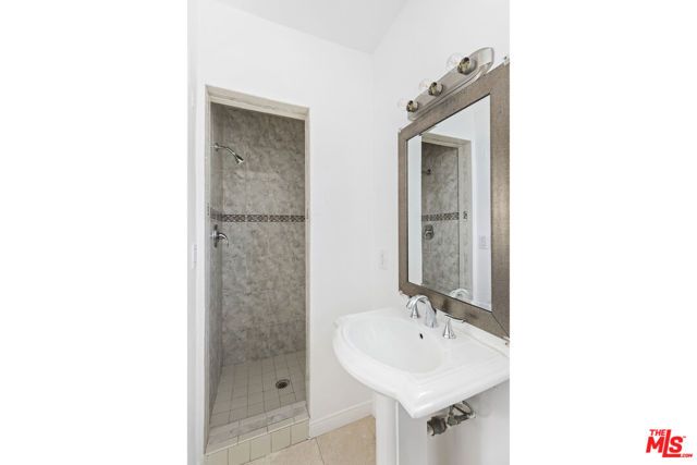 11465 Cumpston Street, North Hollywood (los Angeles), CA 91601