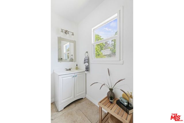 11465 Cumpston Street, North Hollywood (los Angeles), CA 91601