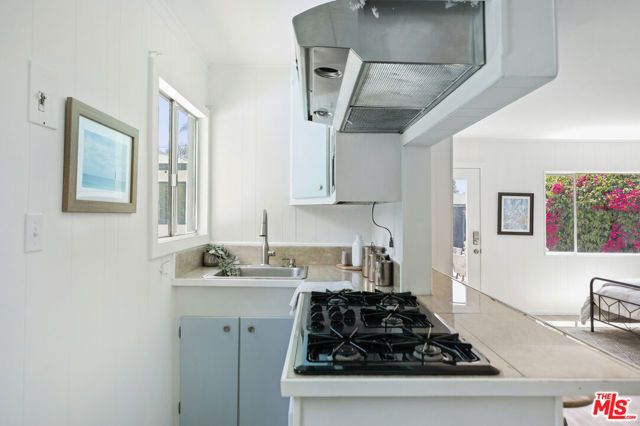 11465 Cumpston Street, North Hollywood (los Angeles), CA 91601