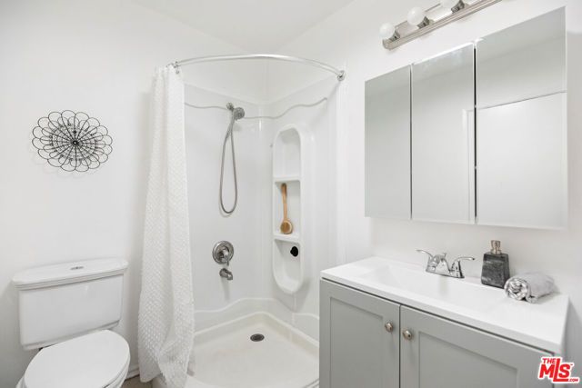 11465 Cumpston Street, North Hollywood (los Angeles), CA 91601