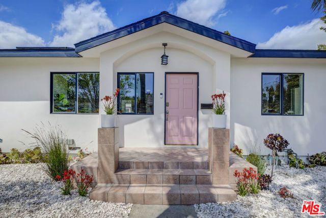 11465 Cumpston Street, North Hollywood (los Angeles), CA 91601