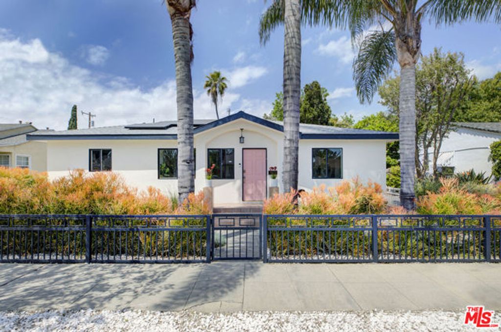 11465 Cumpston Street, North Hollywood (los Angeles), CA 91601