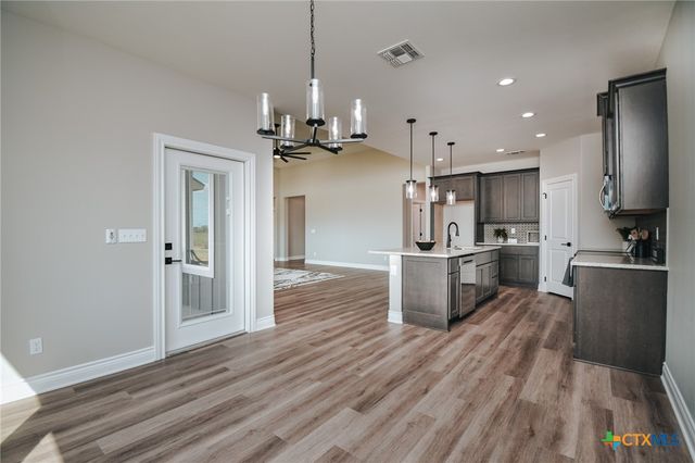 508 Town Hall Lane, Victoria, TX 77904