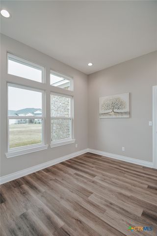 508 Town Hall Lane, Victoria, TX 77904