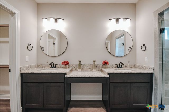 508 Town Hall Lane, Victoria, TX 77904