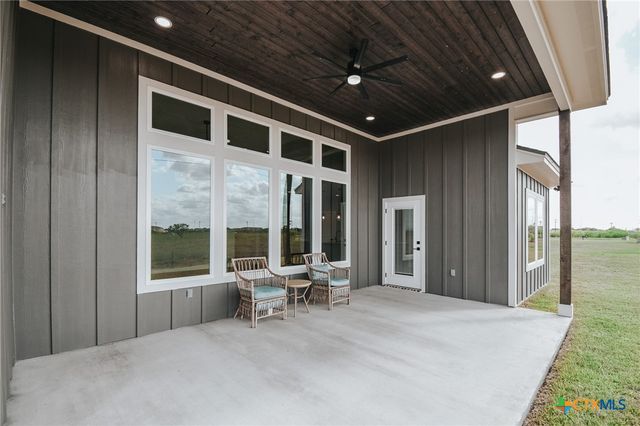 508 Town Hall Lane, Victoria, TX 77904