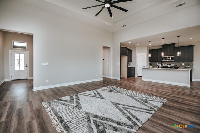 508 Town Hall Lane, Victoria, TX 77904