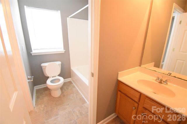 2849 Summergrove Court, Matthews, NC 28105
