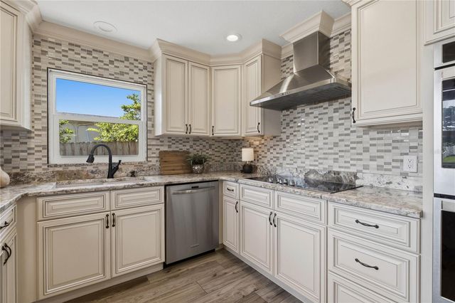 4425 13TH WAY NE, St Petersburg, FL 33703