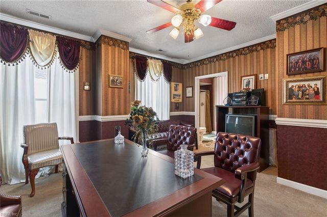 132 Bank ST, Suffolk, VA 23434