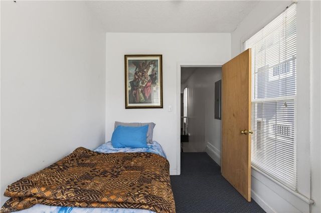 132 Bank ST, Suffolk, VA 23434