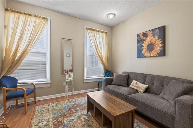 132 Bank ST, Suffolk, VA 23434