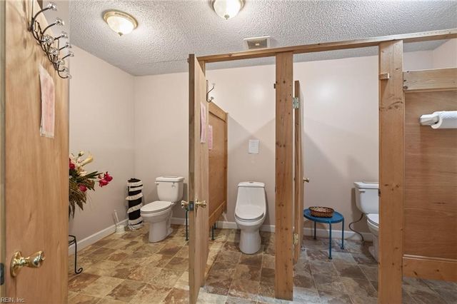 132 Bank ST, Suffolk, VA 23434