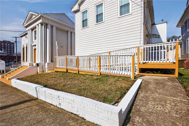 132 Bank ST, Suffolk, VA 23434