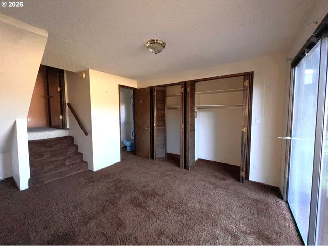 321 JD Ln, Reedsport, OR 97467