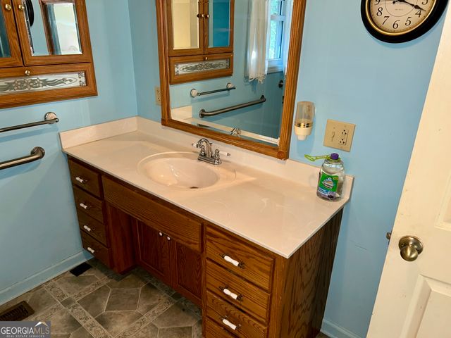 1723 Thirteen Forks Road NW, Dewy Rose, GA 30634