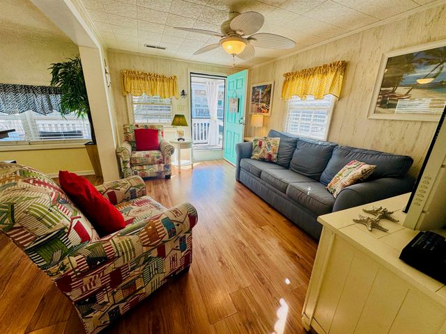 6001 - 5718 S Kings Hwy., Myrtle Beach, SC 29575