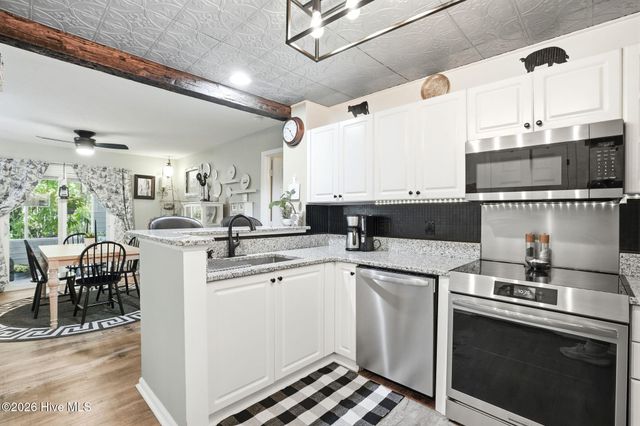 4108 Breezewood Drive Apt 101, Wilmington, NC 28412