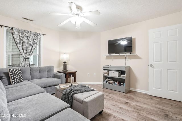 4108 Breezewood Drive Apt 101, Wilmington, NC 28412
