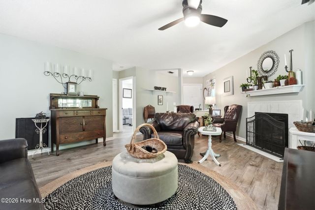 4108 Breezewood Drive Apt 101, Wilmington, NC 28412