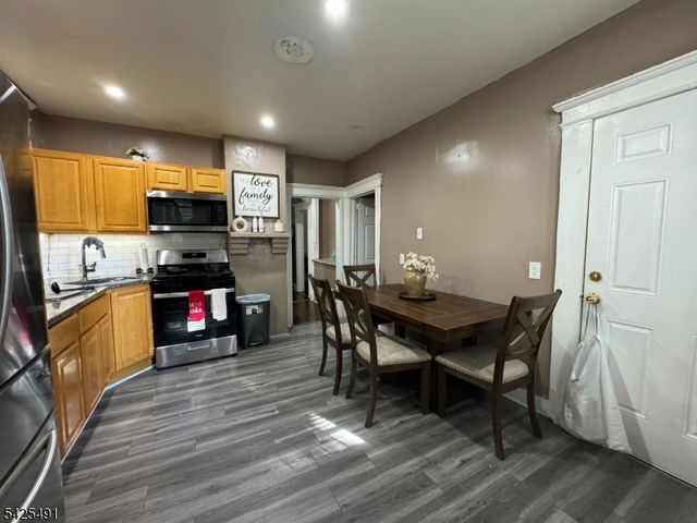 891 S 18Th St, Newark City, NJ 07108