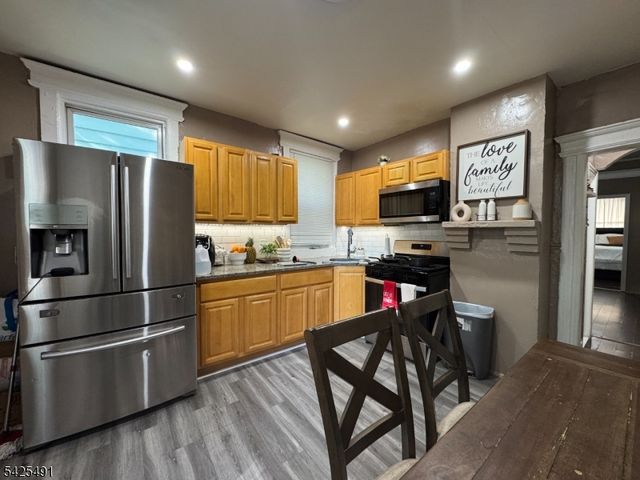 891 S 18Th St, Newark City, NJ 07108