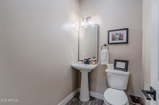 2049 E GAFFNEY Road, New River, AZ 85087