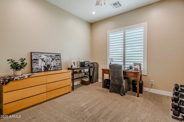 2049 E GAFFNEY Road, New River, AZ 85087