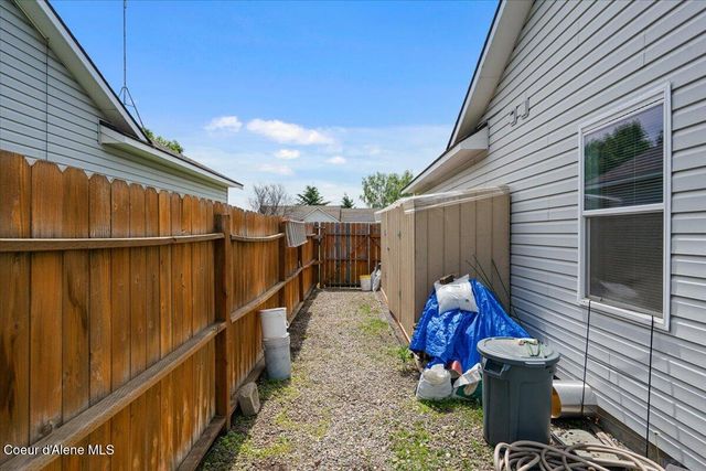6157 W LOFTY RIDGE ST, Rathdrum, ID 83858