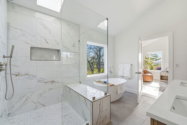 16 Hillside Park, Melrose, MA 02176