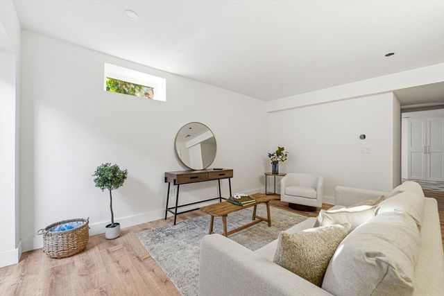 16 Hillside Park, Melrose, MA 02176