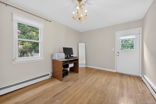 15 Devonshire Drive, White Plains, NY 10605