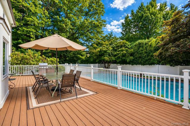 15 Devonshire Drive, White Plains, NY 10605