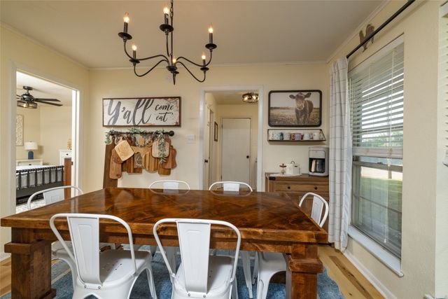 239 S Pine Street, Muenster, TX 76252