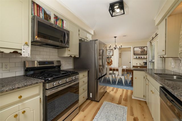 239 S Pine Street, Muenster, TX 76252