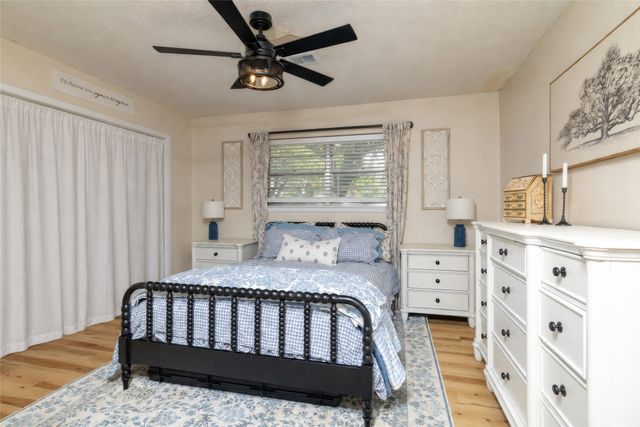 239 S Pine Street, Muenster, TX 76252