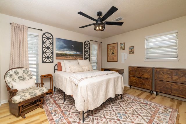239 S Pine Street, Muenster, TX 76252