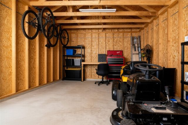 239 S Pine Street, Muenster, TX 76252