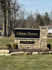 3675 Clague Road 409, North Olmsted, OH 44070