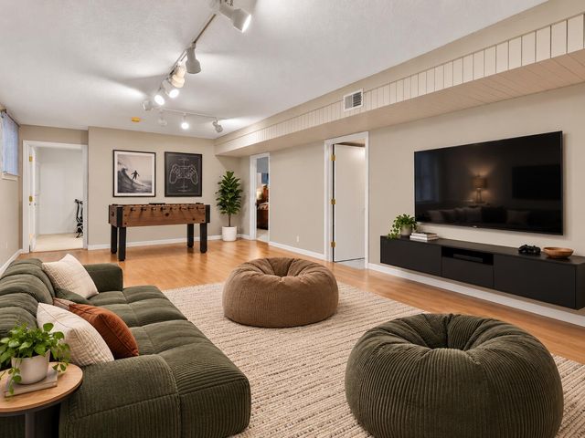 7916 Charger Trail NE, Albuquerque, NM 87109