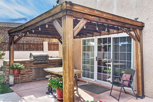 7916 Charger Trail NE, Albuquerque, NM 87109
