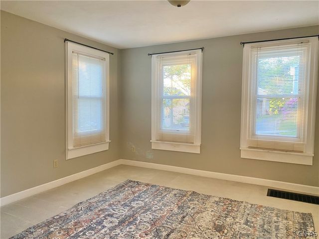 142 East Oneida Street, Oswego, NY 13126