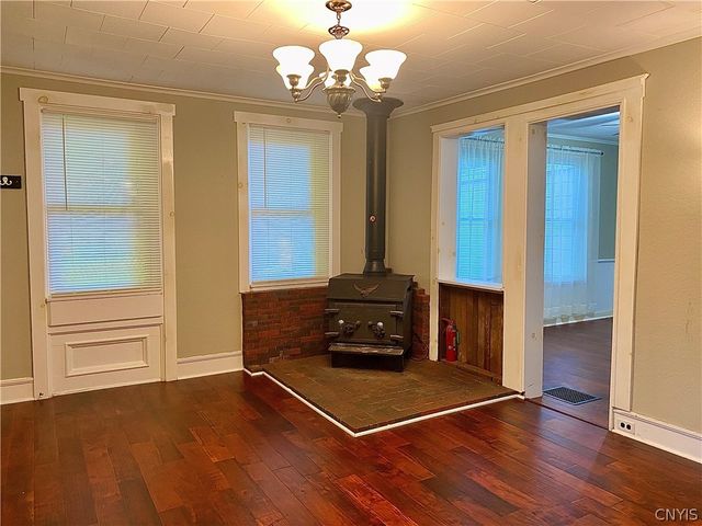 142 East Oneida Street, Oswego, NY 13126