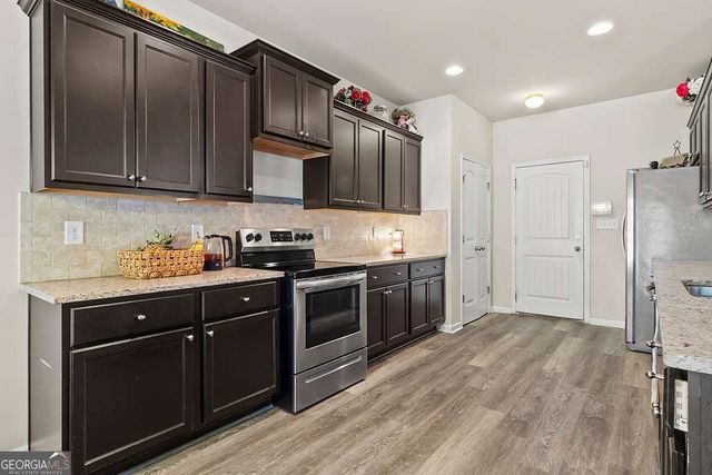 184 Amelia Drive, Byron, GA 31008