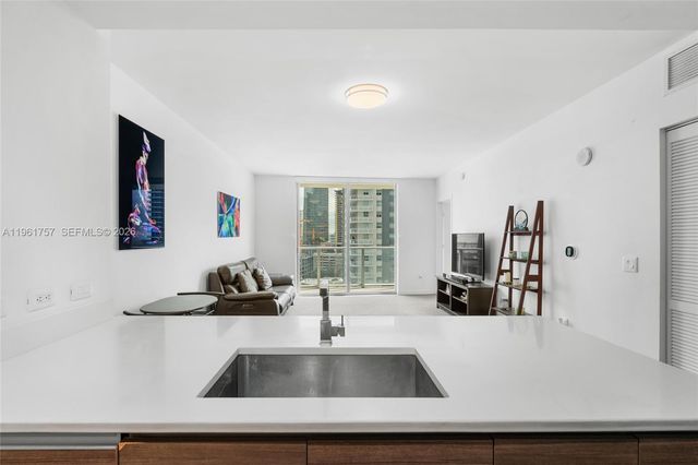 1100 S Miami Ave 1602, Miami, FL 33130